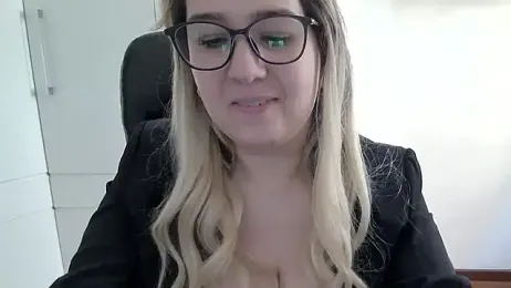 amooraaamoon stripchat stream image