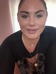 lovely_beast stripchat stream image