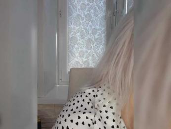 Anesteishen bongacams stream image