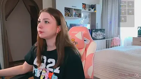 elisejays stripchat stream image