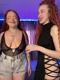 RollingGirlzzz stripchat stream image