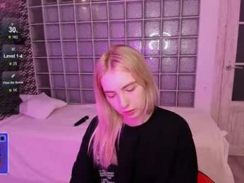 hearty_heart chaturbate stream image