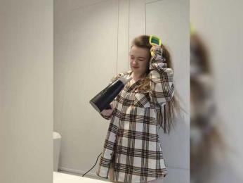 _Lisichka bongacams stream image