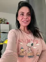 KimKelly13 stripchat stream image