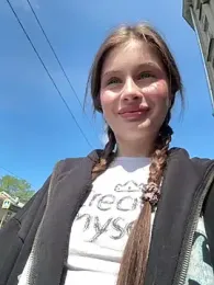 mmelicious stripchat stream image