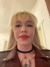 babydolll stripchat stream image