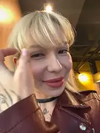 babydolll stripchat stream image