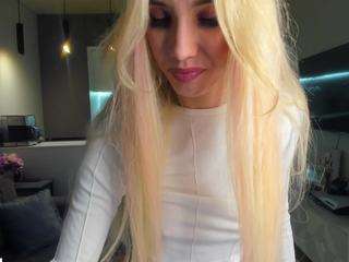 bella-sweeet camsoda stream image