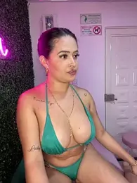 Sara_fun stripchat stream image