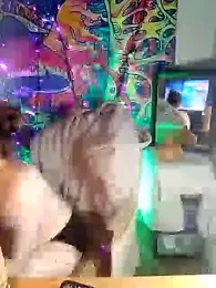 Snowbunnycake_131 stripchat stream image