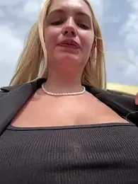 Milkyy_wway stripchat stream image