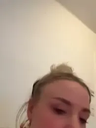 CherryEmmy stripchat stream image