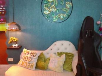 Miaynocolucci bongacams stream image