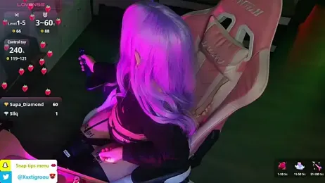 Autumn_Nighht stripchat stream image